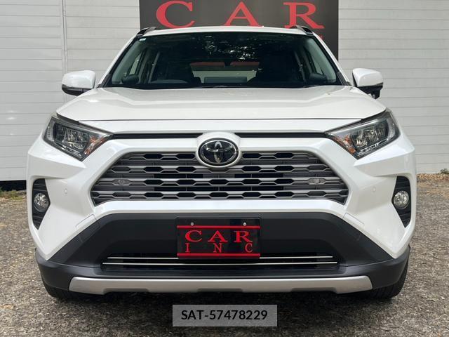 Toyota RAV4 2019-06 8053949-2
