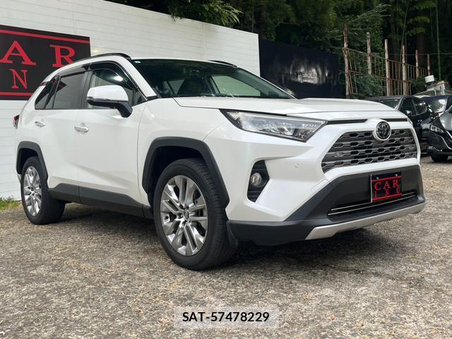 Toyota RAV4 2019-06 8053949-3