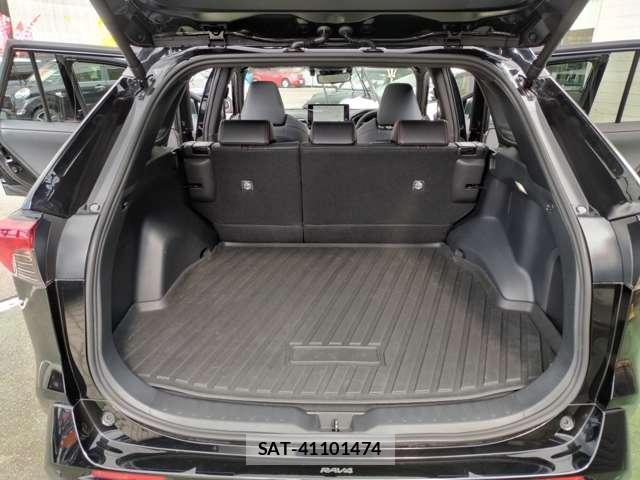 Toyota RAV4 2025-03 8054155-14