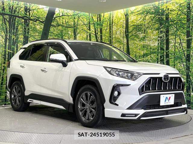 Toyota RAV4 2020-04 8054366-16