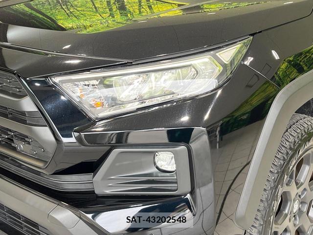 Toyota RAV4 2023-08 8054534-11