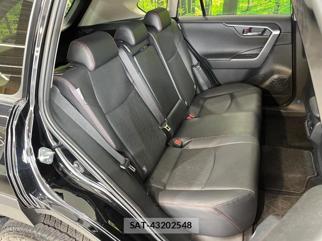 Toyota RAV4 2023-08 8054534-8