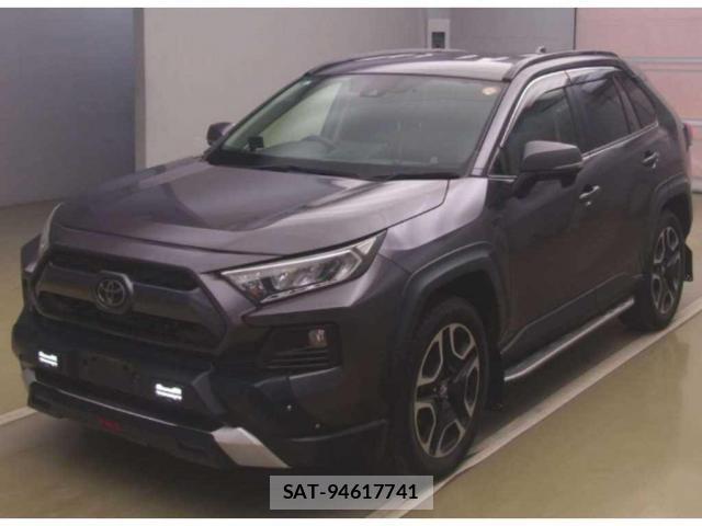 Toyota RAV4 2019-06 8054613-0
