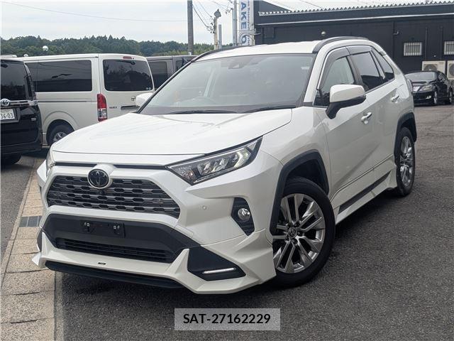 Toyota RAV4 2021-03 8054978-0