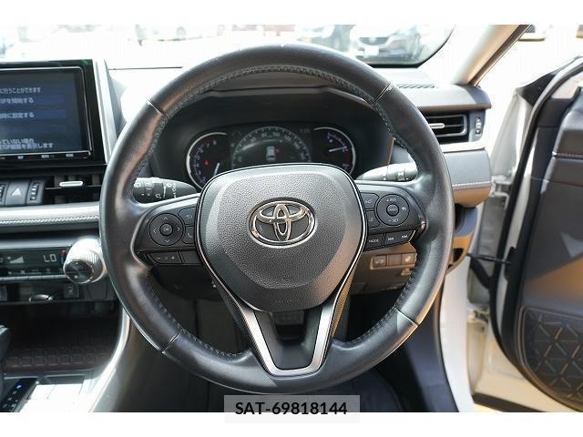 Toyota RAV4 2019-11 8055465-4