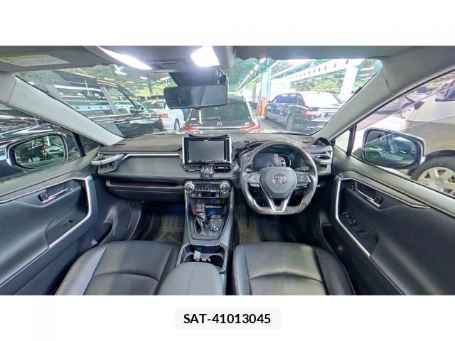 Toyota RAV4 2019-09 8055580-2