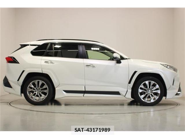Toyota RAV4 2020-09 8055889-12