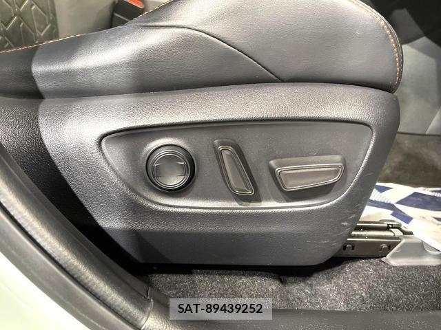 Toyota RAV4 2020-10 8055941-6