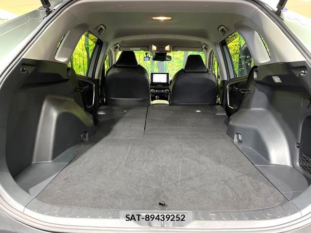 Toyota RAV4 2020-10 8055941-9