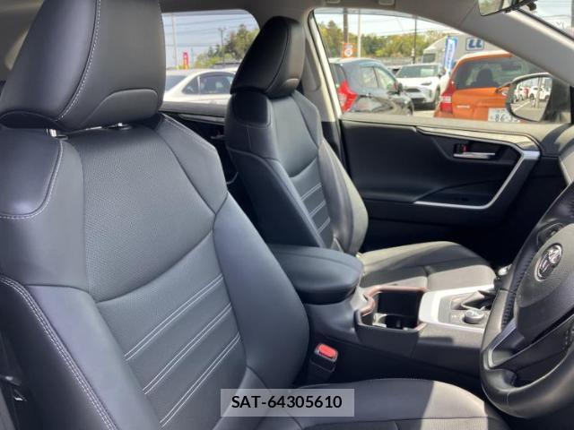 Toyota RAV4 2023-06 8056141-4