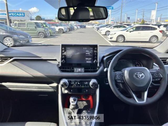 Toyota RAV4 2022-03 8056143-3