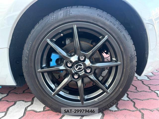 Mazda ROADSTER 2016-02 8053840-12