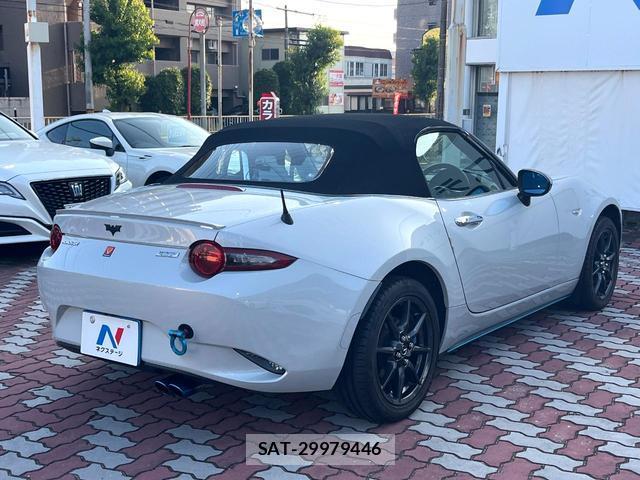 Mazda ROADSTER 2016-02 8053840-16