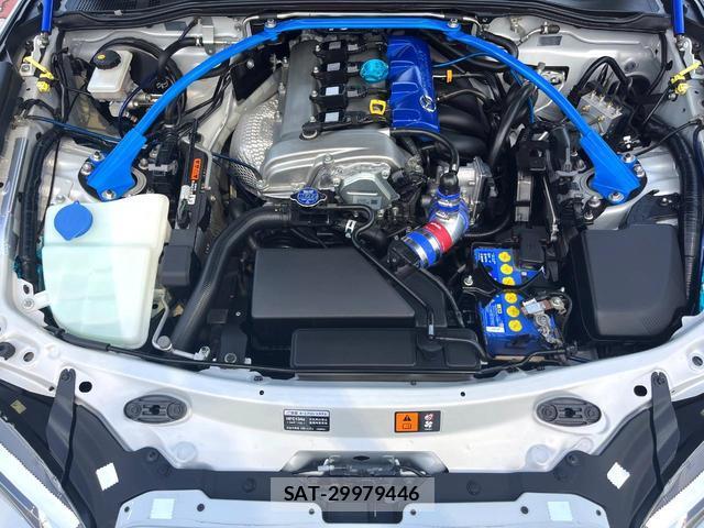 Mazda ROADSTER 2016-02 8053840-17
