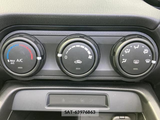 Mazda ROADSTER 2023-04 8054059-17