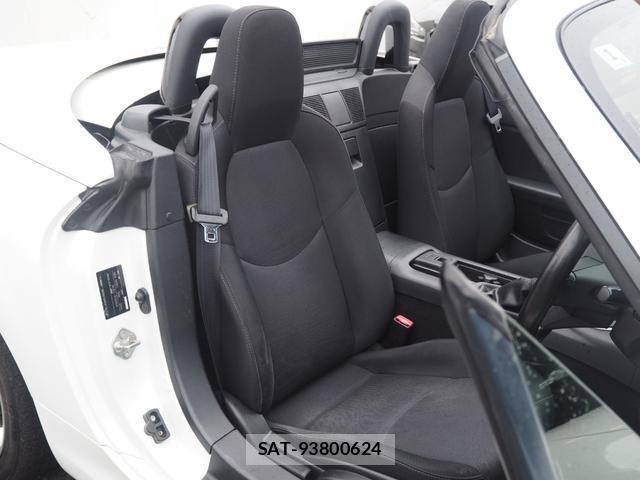 Mazda ROADSTER 2014-01 8055186-7
