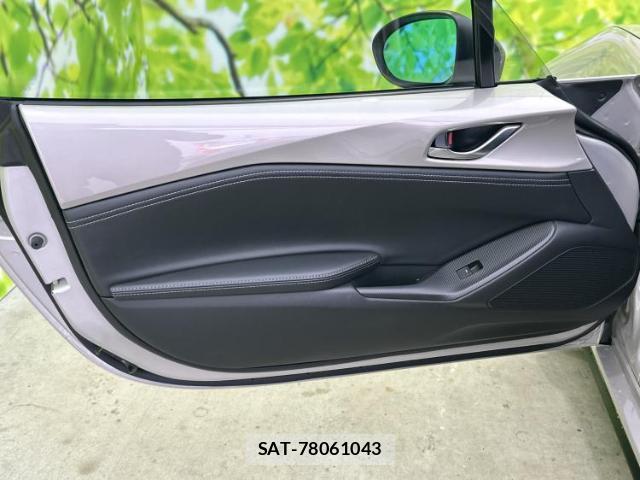 Mazda ROADSTER 2022-10 8056088-6