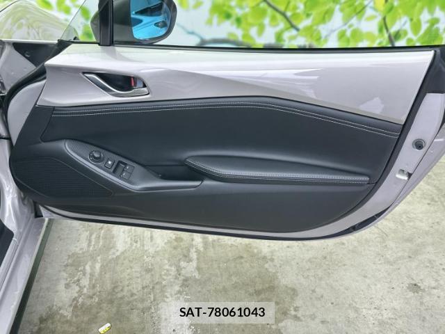 Mazda ROADSTER 2022-10 8056088-7
