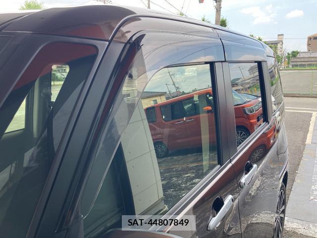 Toyota ROOMY 2021-08 8053658-6