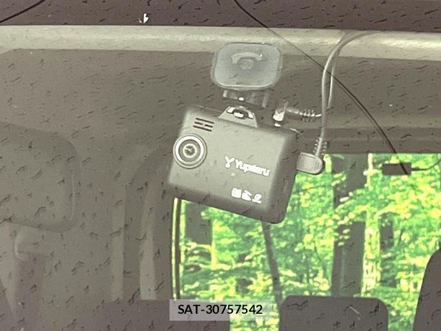 Toyota ROOMY 2019-01 8053795-7