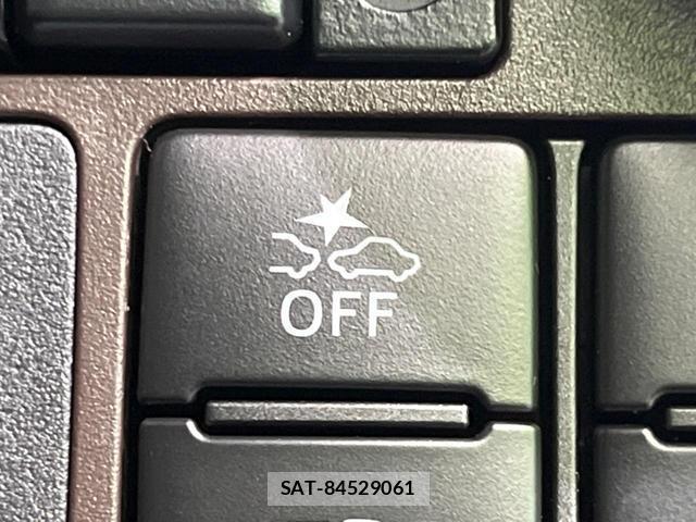 Toyota ROOMY 2019-09 8053860-5