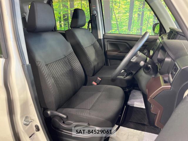 Toyota ROOMY 2019-09 8053860-7