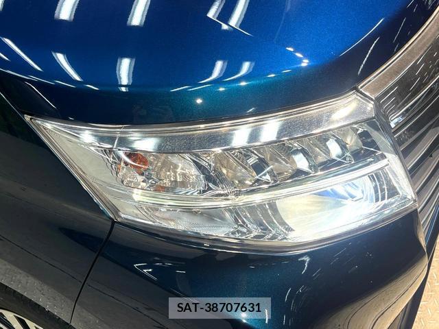 Toyota ROOMY 2017-07 8053980-11