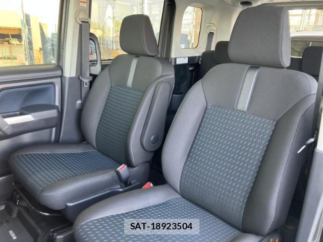 Toyota ROOMY 2026-02 8054064-5