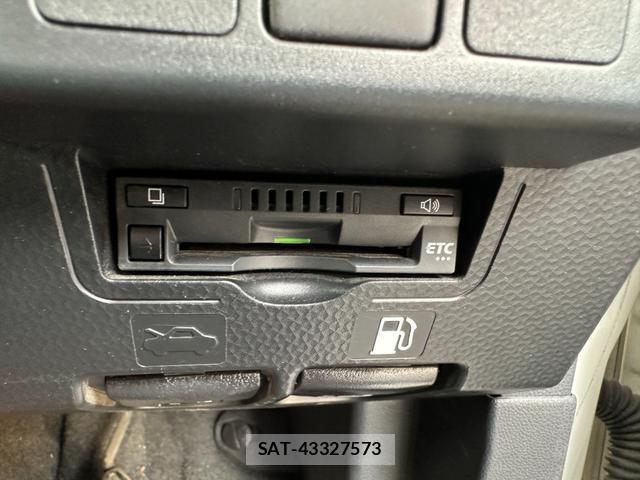 Toyota ROOMY 2021-01 8054186-9