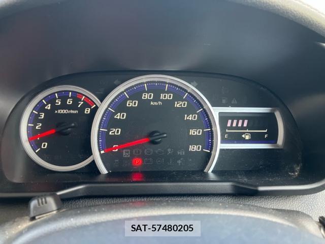 Toyota ROOMY 2017-06 8054299-14