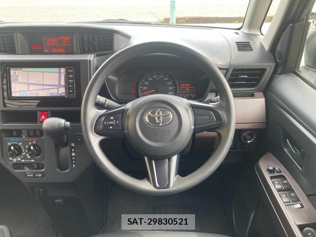 Toyota ROOMY 2018-06 8054305-12