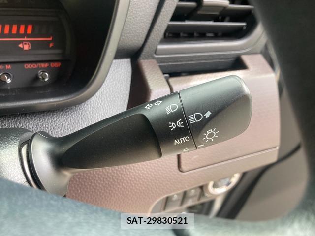 Toyota ROOMY 2018-06 8054305-14