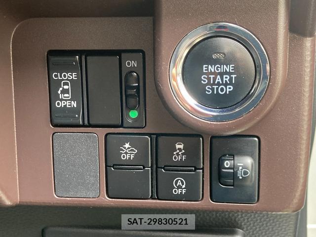Toyota ROOMY 2018-06 8054305-5