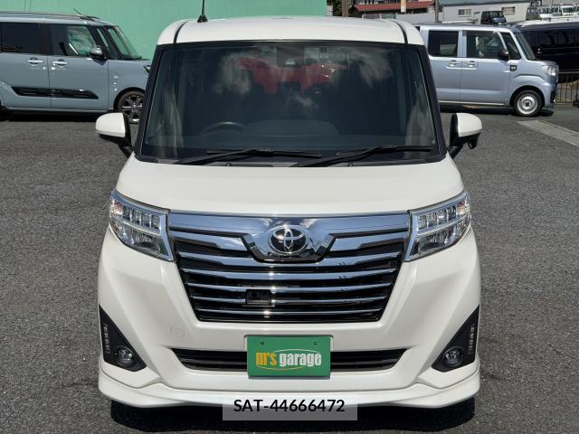Toyota ROOMY 2018-01 8054393-11