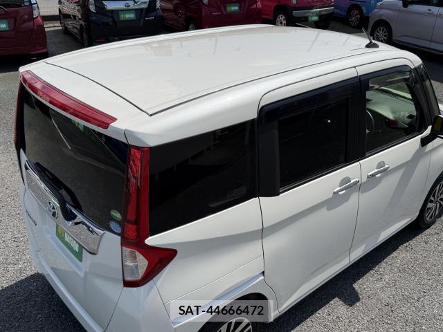 Toyota ROOMY 2018-01 8054393-15