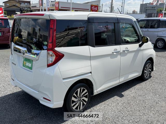 Toyota ROOMY 2018-01 8054393-3