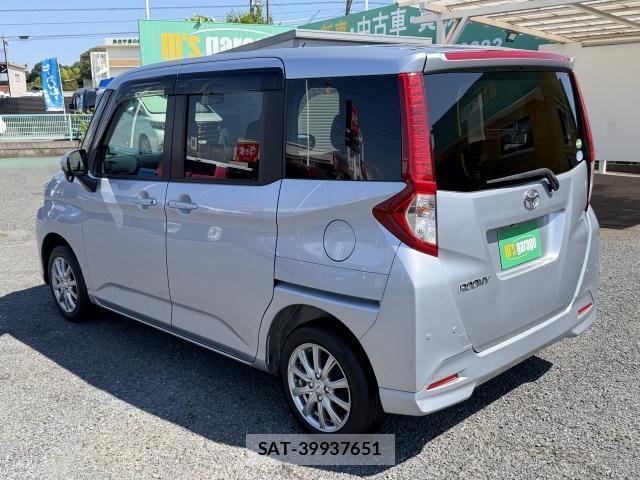 Toyota ROOMY 2019-11 8054394-2