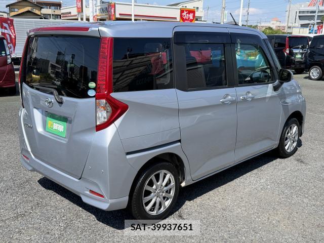 Toyota ROOMY 2019-11 8054394-3