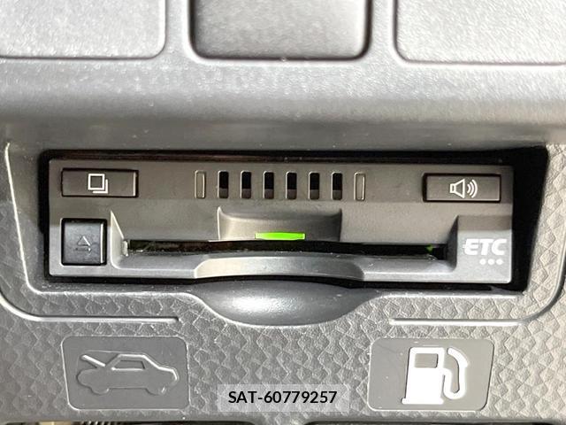 Toyota ROOMY 2023-02 8054415-6