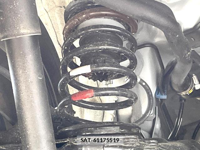 Toyota ROOMY 2025-06 8054918-19