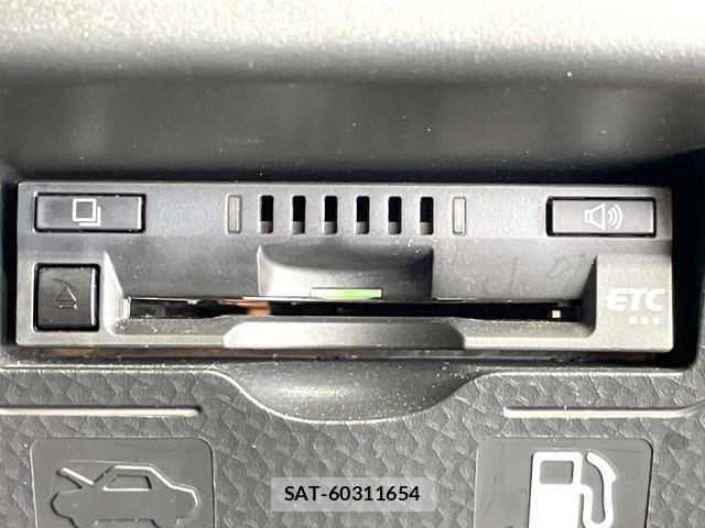 Toyota ROOMY 2023-05 8055487-6