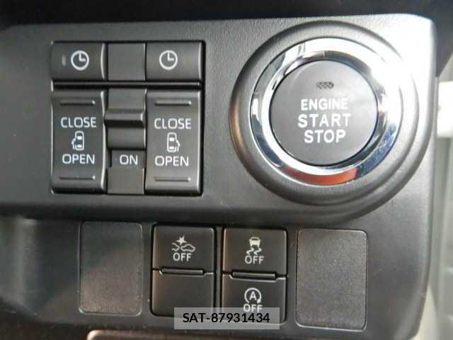 Toyota ROOMY 2026-01 8055745-5