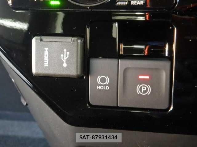 Toyota ROOMY 2026-01 8055745-9