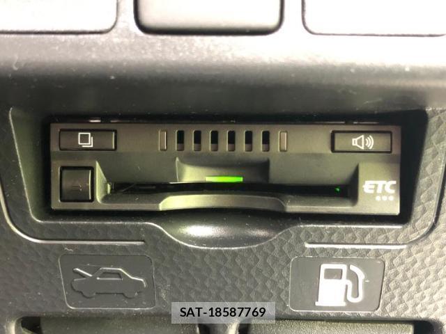 Toyota ROOMY 2025-10 8056099-16