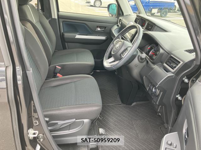 Toyota ROOMY 2022-07 8056115-4