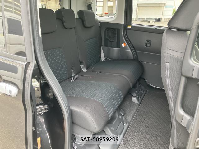 Toyota ROOMY 2022-07 8056115-7