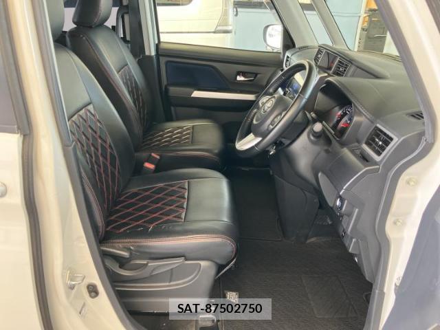 Toyota ROOMY 2018-11 8056252-3