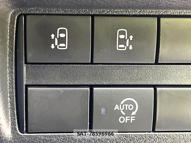 Nissan ROOX 2023-10 8053977-2