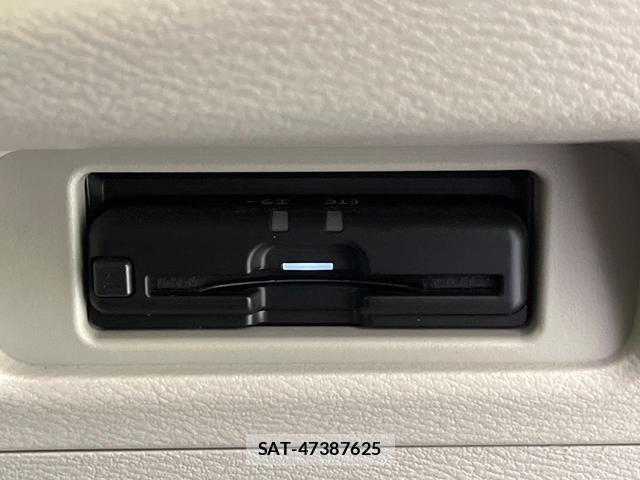 Nissan ROOX 2023-07 8054222-6