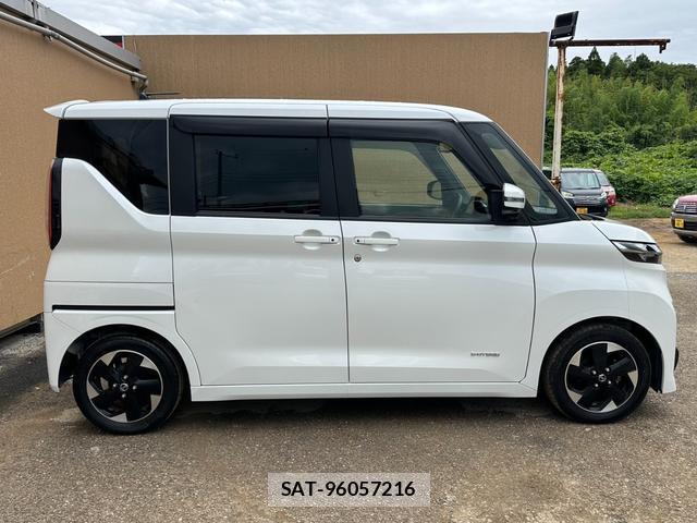Nissan ROOX 2021-10 8054491-16